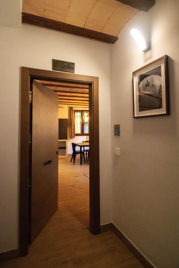 Cal Negret Rural Apartments Alos de Balaguer Esterno foto