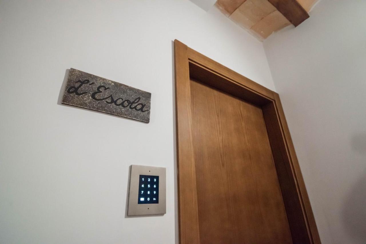 Cal Negret Rural Apartments Alos de Balaguer Esterno foto