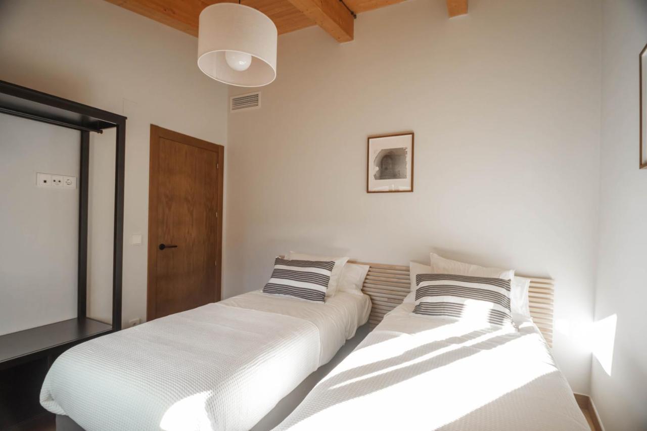 Cal Negret Rural Apartments Alos de Balaguer Esterno foto